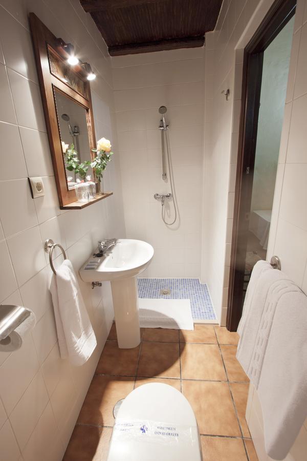 Hotel Puerta De La Sierra Пуерто Серано Екстериор снимка